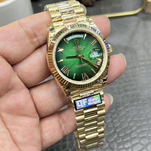 Rolex Watch Reference Pending Green image 4