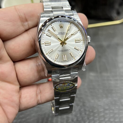 Rolex Oyster Perpetual 3230 Silver image 4