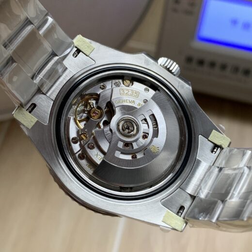 Rolex Submariner (SUBMARINER) Green image 5