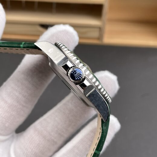 Rolex Submariner (SUBMARINER) Ice Blue image 4