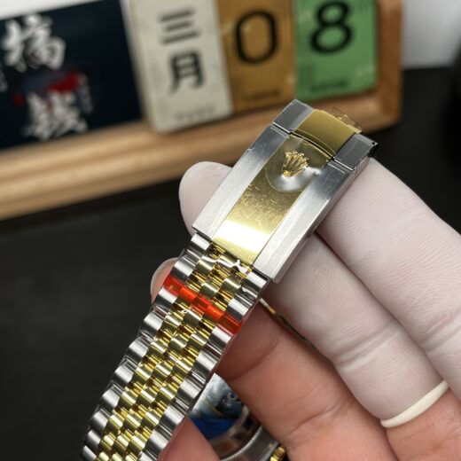Rolex Datejust (DATEJUST) image 4