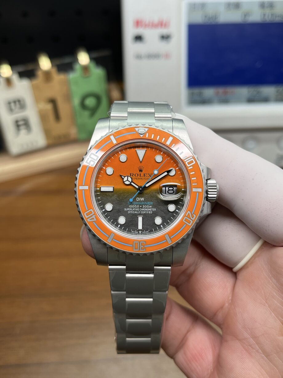 Rolex Submariner (SUBMARINER)