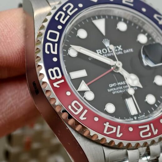 Rolex GMT-Master II (GMT-MASTER) Red image 4