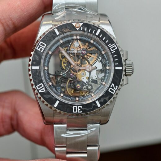 Rolex Submariner (SUBMARINER) Gold image 2