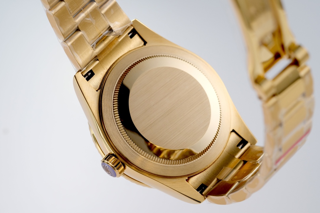 Replica Rolex Sky-Dweller Champagne Dial 42mm 336938 - Image 3