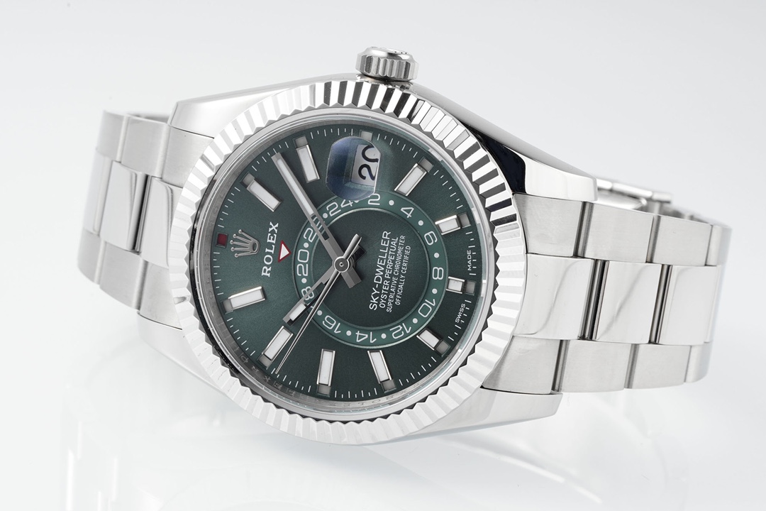 Super Clone Rolex Sky-Dweller 326238 42mm Mint Dial - Image 3