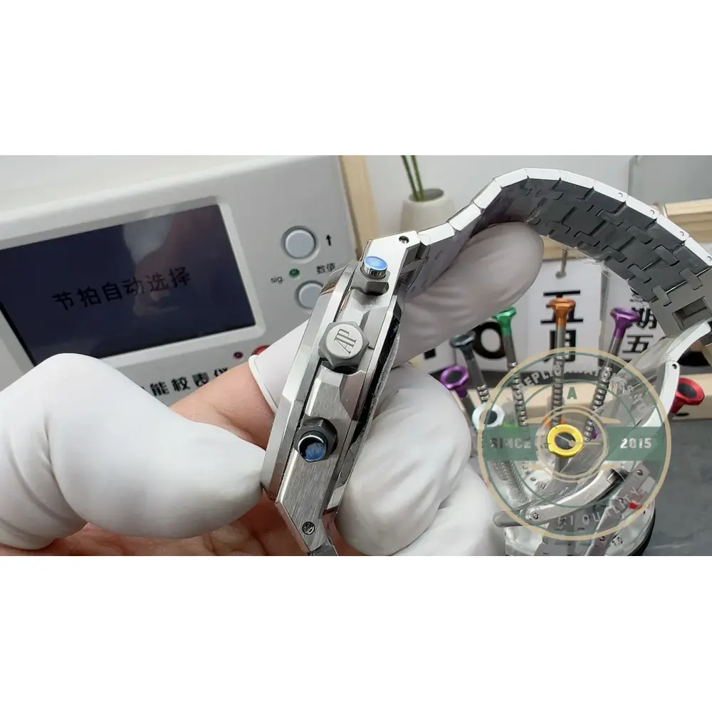 Super Clone Audemars Piguet Royal Oak 26240BC.GG.1324BC.02 - Image 8