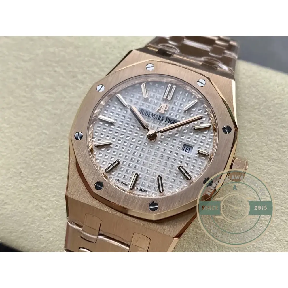 Replica Audemars Piguet Royal Oak 67651OR.ZZ.1261OR.01 33mm - Image 3