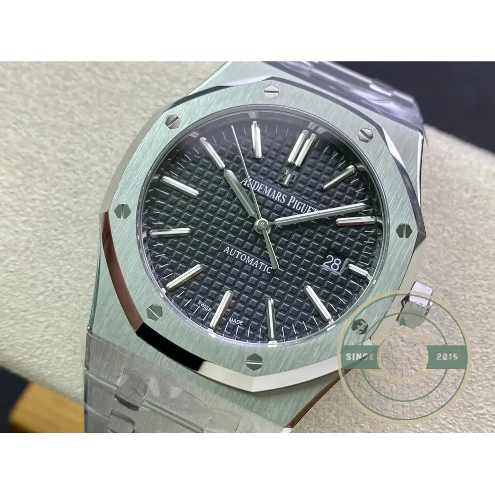 Replica Audemars Piguet Royal Oak Black Dial 15400ST.OO.1220ST.04 - Image 8