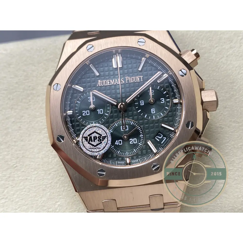 Replica Audemars Piguet Royal Oak Green Dial 26240OR.OO.1320OR.08 - Image 2