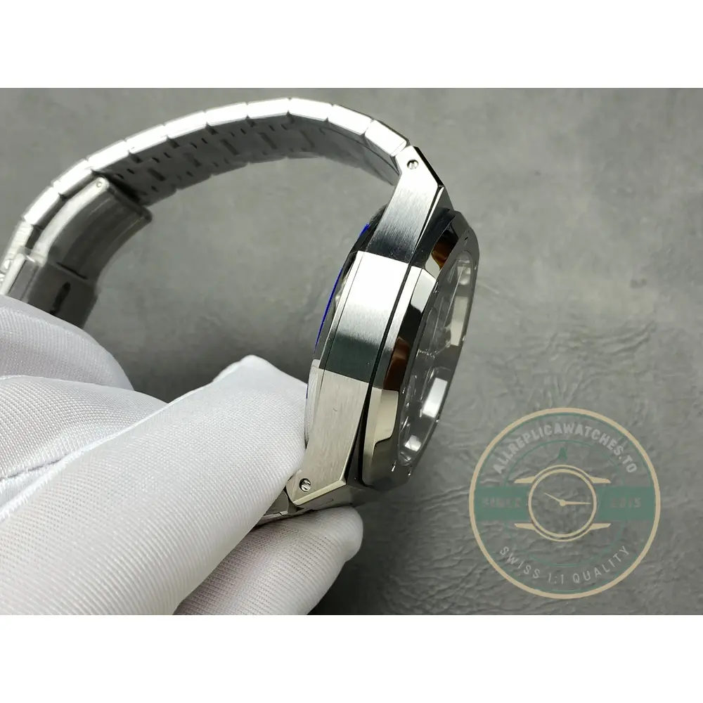 Replica Audemars Piguet Royal Oak Green Dial 26240ST.OO.1320ST.08 - Image 6