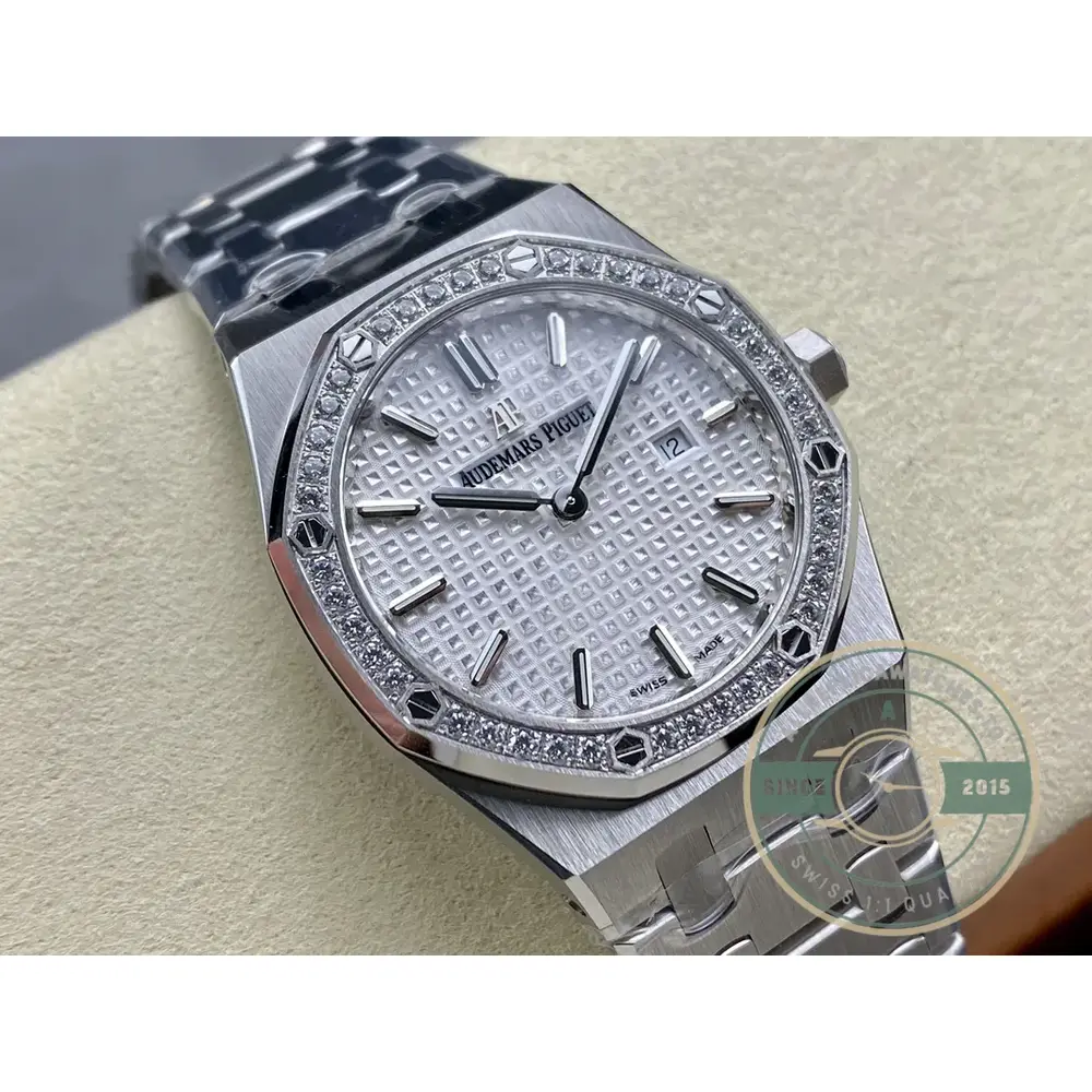 Replica Audemars Piguet Royal Oak Series 67651ST.ZZ.1261ST.01 33mm - Image 5