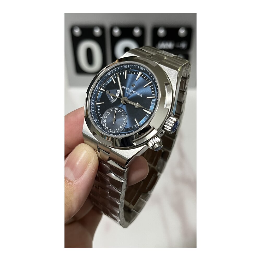 Replica Vacheron Constantin Overseas 7900V/110A-B334 Blue Dial - Image 3