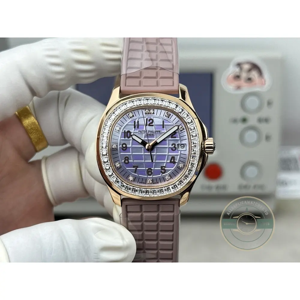 Replica Aquanaut 5067A Luce Travel Time 35.6 mm, Rose Gold - Image 4