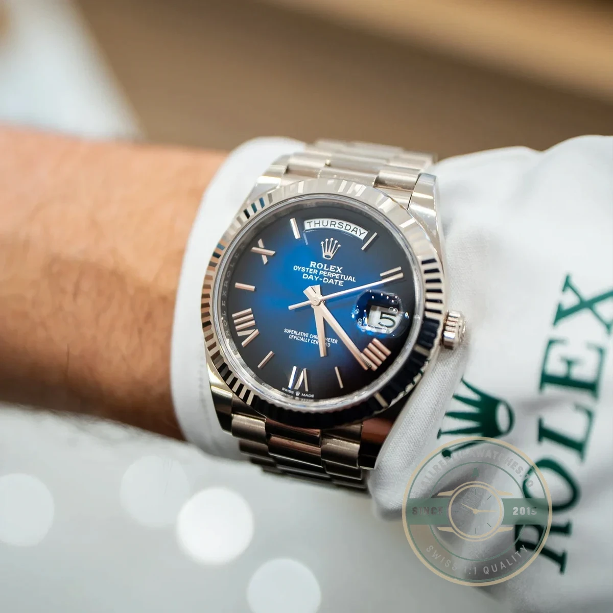 Rolex 228236-0024 Day-Date 40 Platinum Fluted Blue Ombré - Image 5