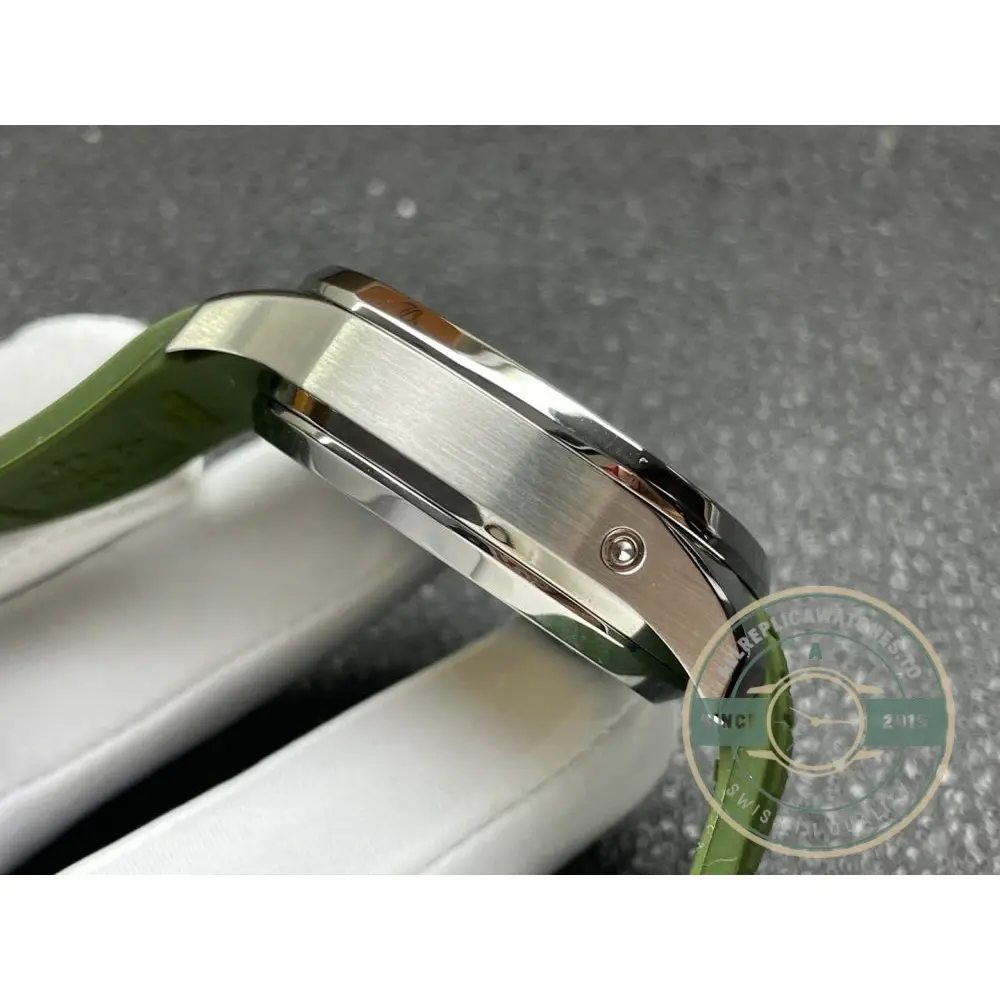 Replica Aquanaut 5968A-001 Patek Philippe Chronograph 42.2 mm, Steel, 5968A-001 Green Strap - Image 8