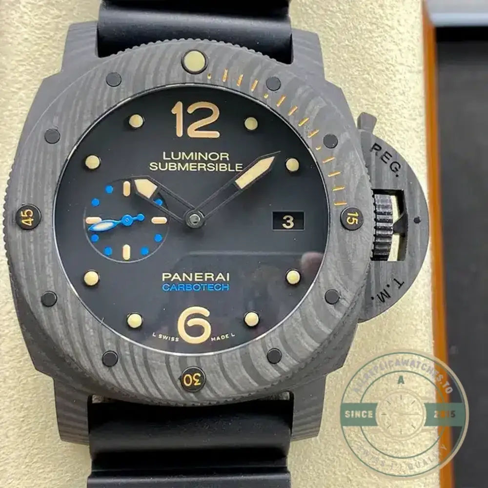 Replica Panerai Submersible Carbotech PAM616 - Image 2