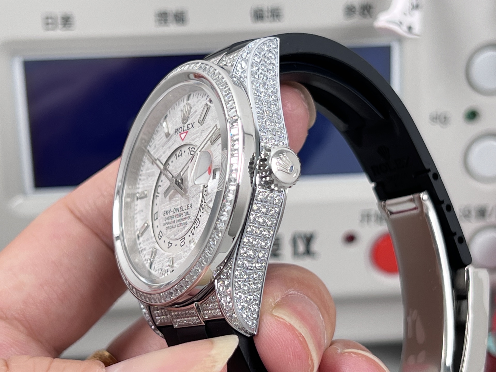 Replica Sky-Dweller Meteorite Dial 336259TBR Diamond Bezel - Image 6