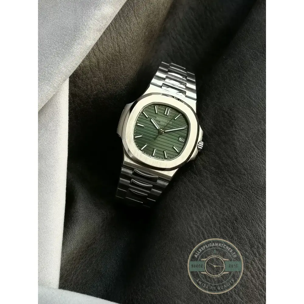 Replica Nautilus 5711/1A 40 mm, Stainless Steel Green Dial - Image 4