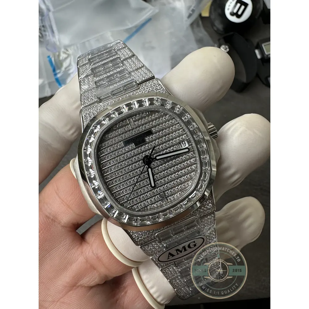 Replica Nautilus 5719/10G-010 Patek Philippe Date, Sweep seconds 40 mm, White gold - Image 3