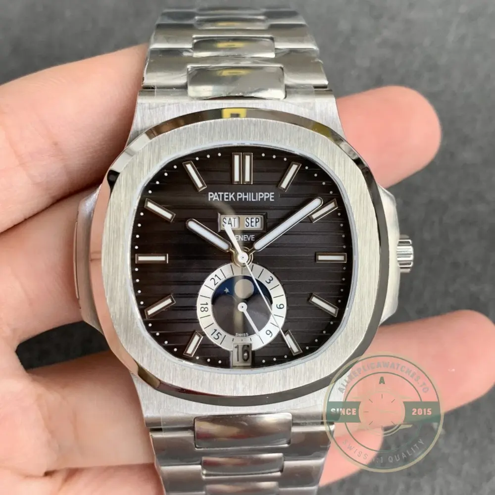 Replica Nautilus 5726/1A-014 Patek Philippe Annual Calendar, Moon phases 40.5 mm, Steel, Dark Dial - Image 2