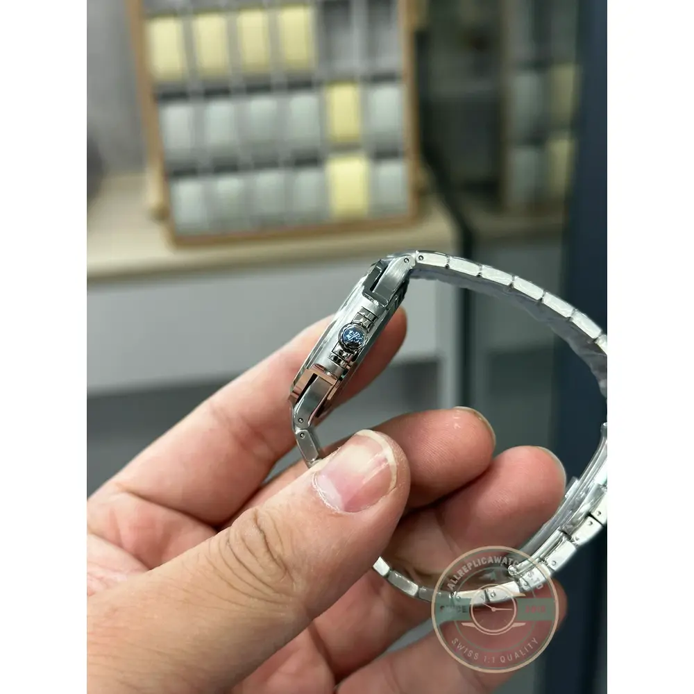 Replica Nautilus 7118/1200A-011 Patek Philippe “Ladies Automatic” 35.2 mm, Steel - Image 4