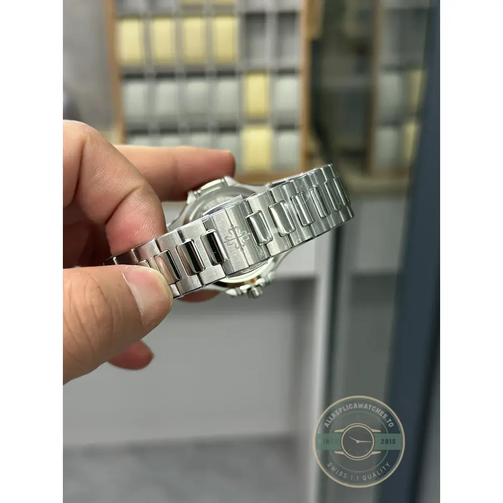 Replica Nautilus 7118/1200A-011 Patek Philippe “Ladies Automatic” 35.2 mm, Steel - Image 7