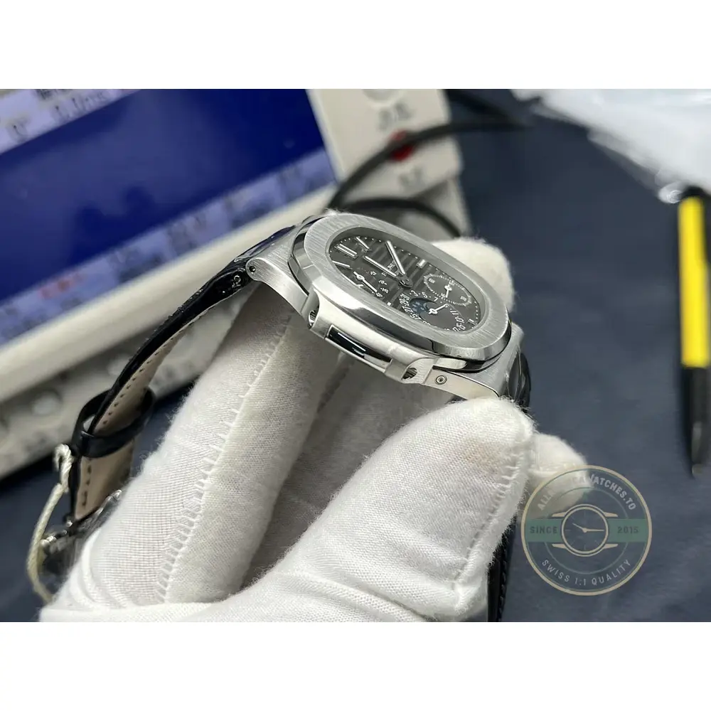 Replica Nautilus 5712G-001 Patek Philippe Moon phases. 40 mm, White gold - Image 8