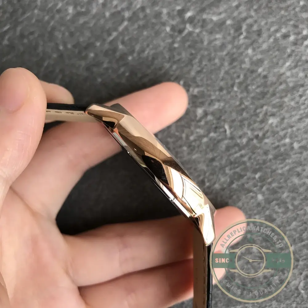 Replica Cartier Ronde Solo Rose Gold 42mm w6701009 - Image 4