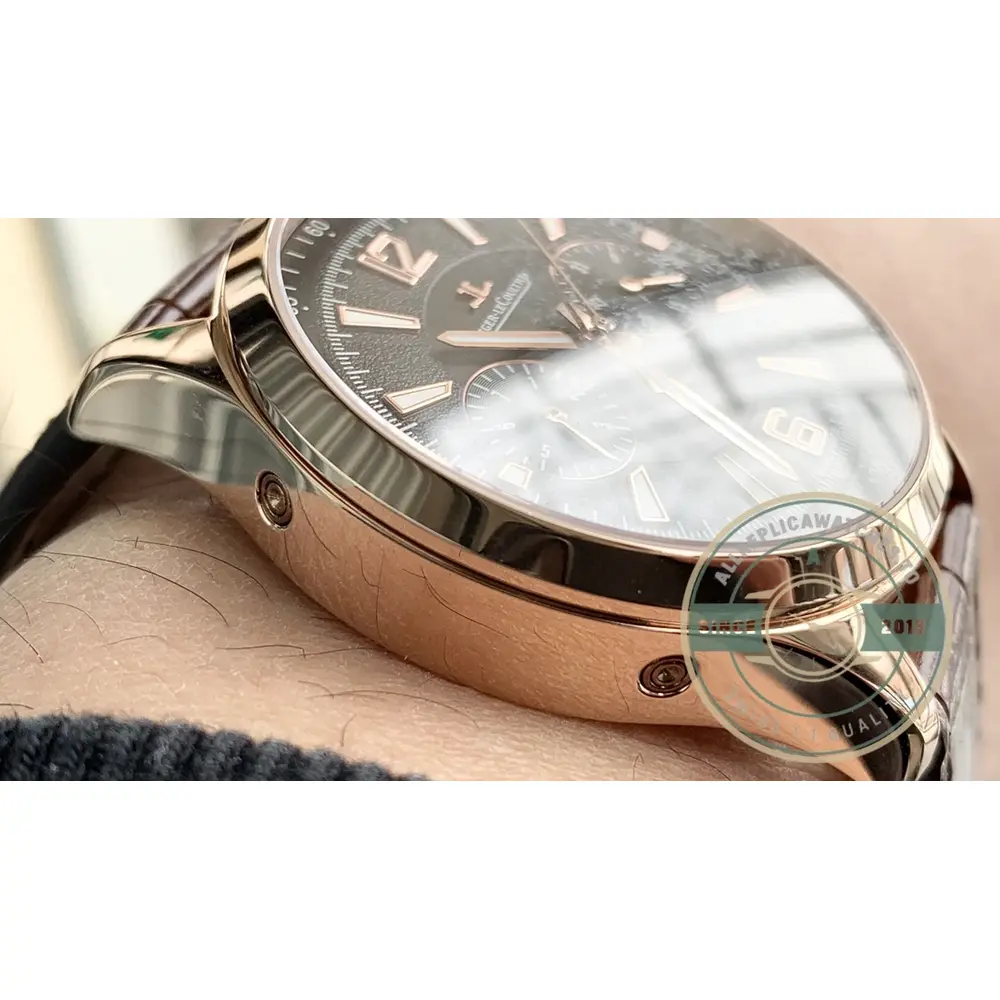Replica Jaeger-LeCoultre Polaris Rose Gold 42 mm Black Dial 9022450 - Image 3