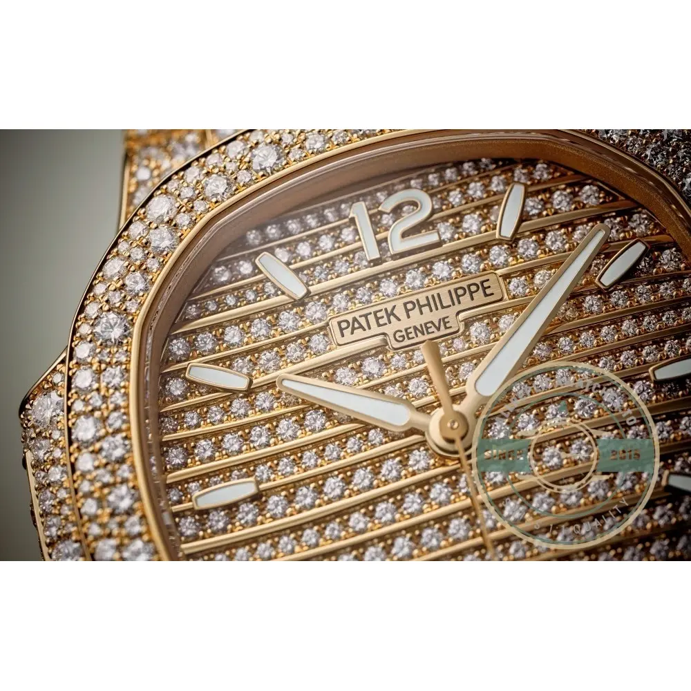 Replica Nautilus 7118/1450R-001 Patek Philippe “Ladies Automatic” 35.2 mm, Rose gold - Image 3