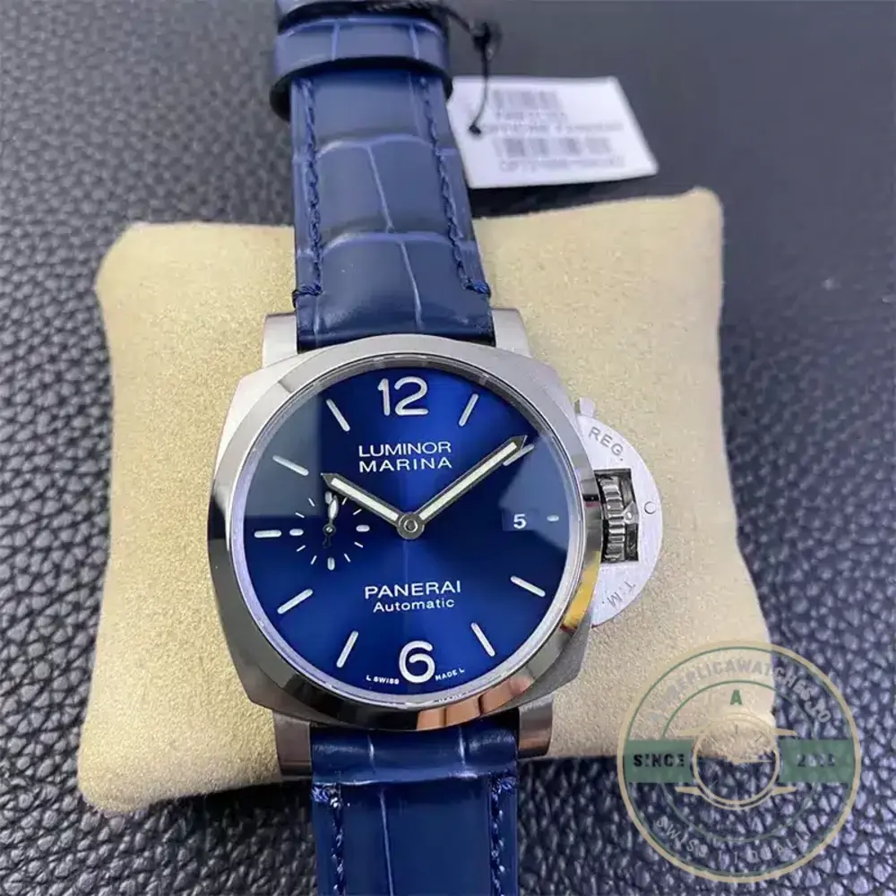 Replica Panerai Luminor Marina PAM1393 42mm - Image 2
