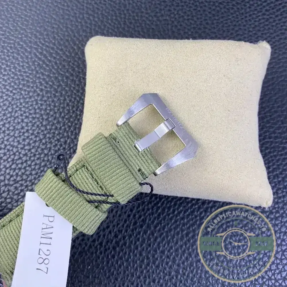 Replica Panerai Submersible PAM1287 QuarantaQuattro Verde Smeraldo - Image 8