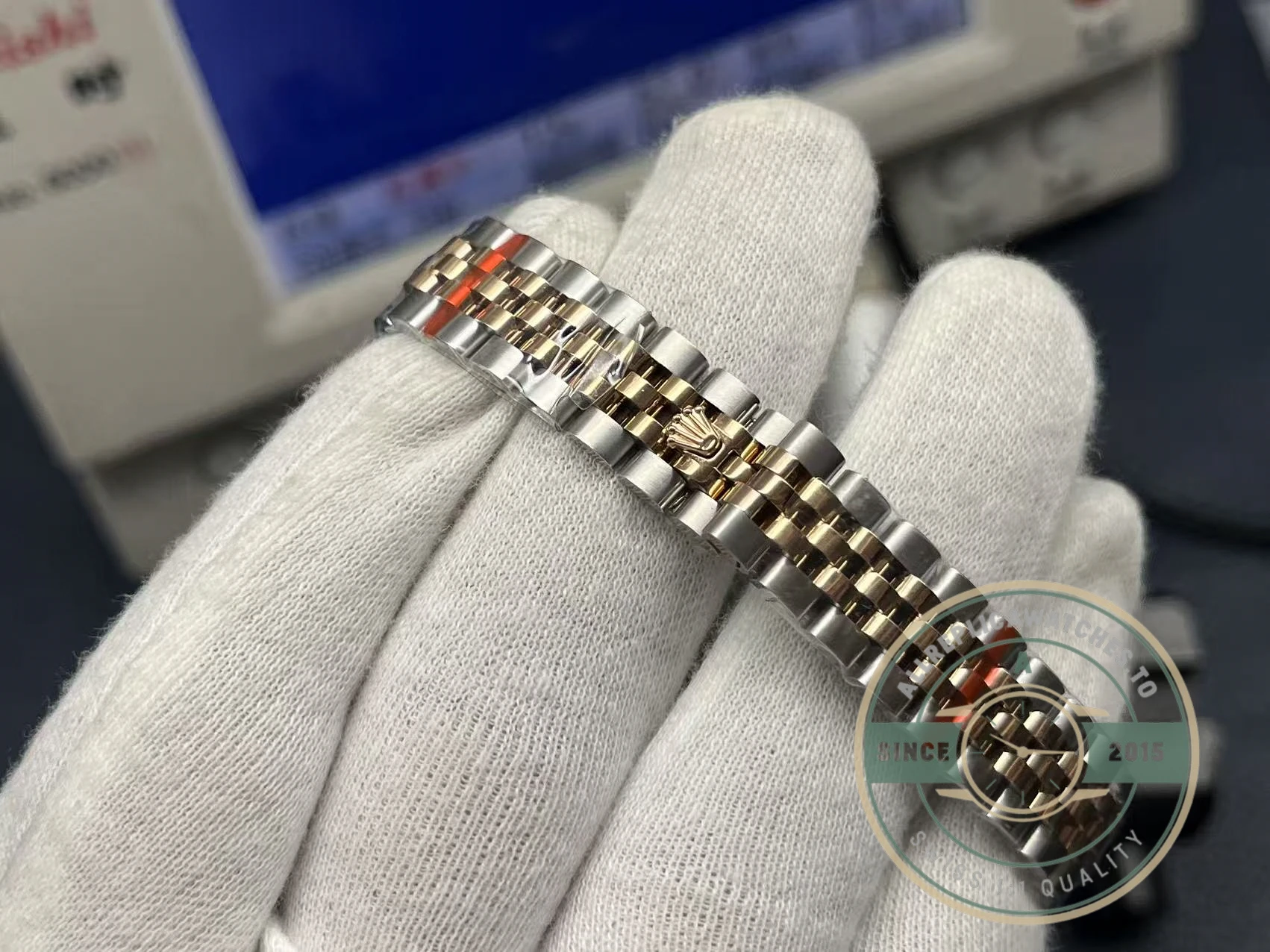 Replica Rolex Datejust 279171 Mother of Pearl 28mm Dial on Jubilee - Image 5