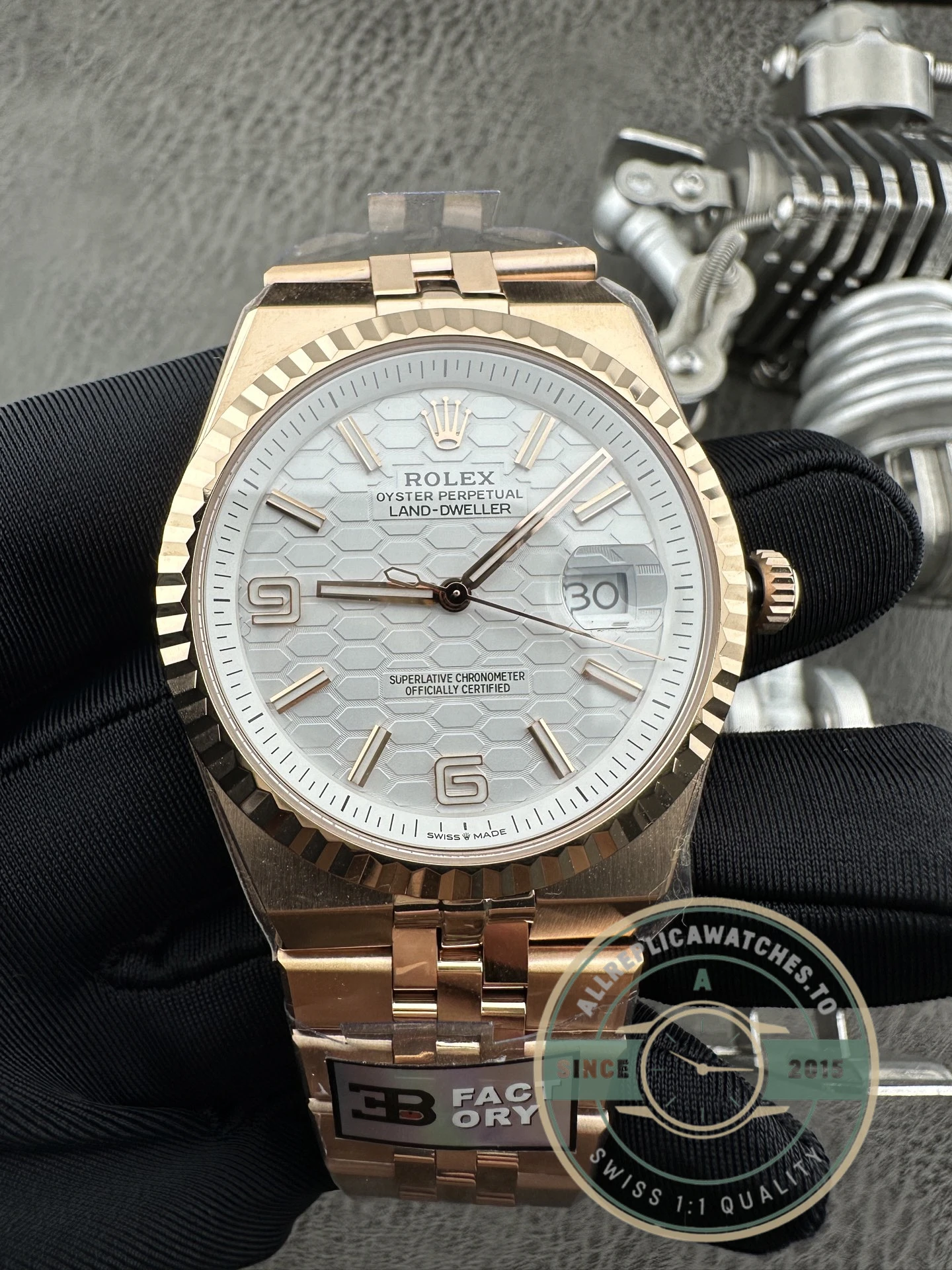 Replica Rolex Land-Dweller Rose Gold 40mm 127335 - Image 3