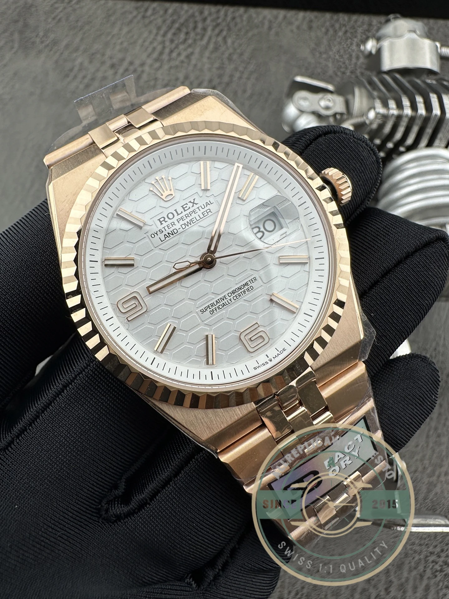 Replica Rolex Land-Dweller Rose Gold 40mm 127335 - Image 2