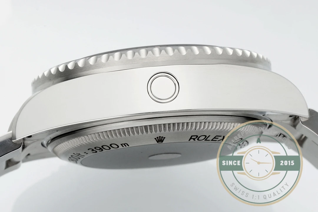 Replica Rolex Sea-Dweller Deepsea Black Dial 44mm 116660 - Image 2
