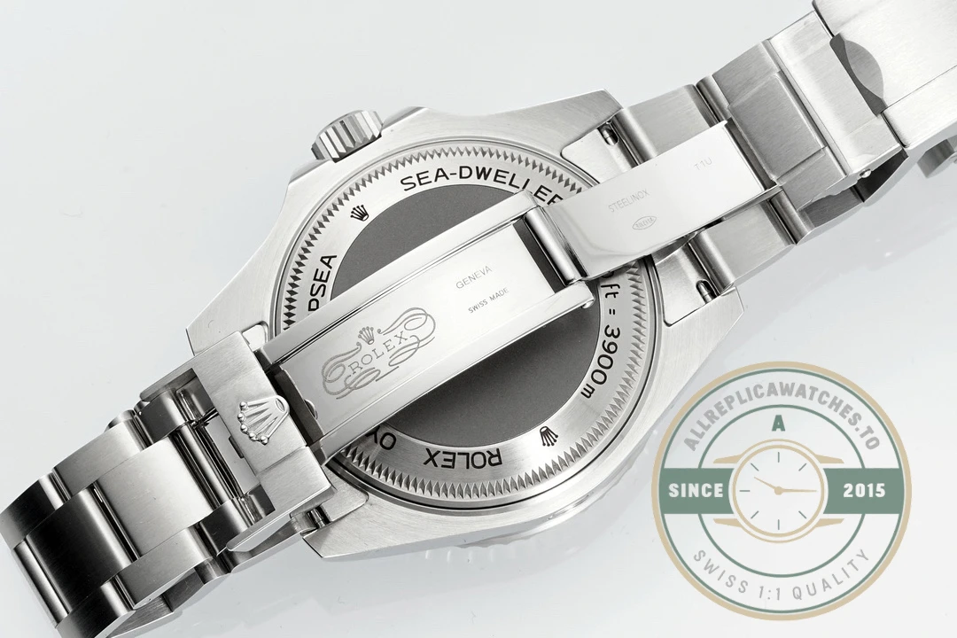 Replica Rolex Sea-Dweller Oyster 43 mm 126600 - Image 6