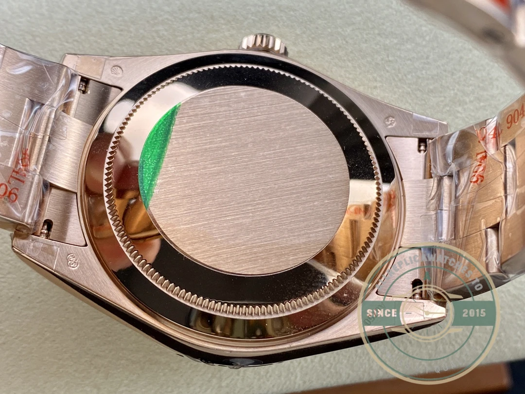 Replica Rolex Sky-Dweller 336935 Everose White Dial 42m - Image 3