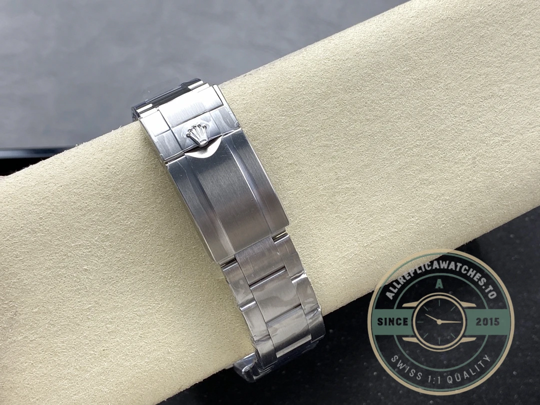 Super Clone Rolex Explorer Series M226570-0001 42mm - Image 8