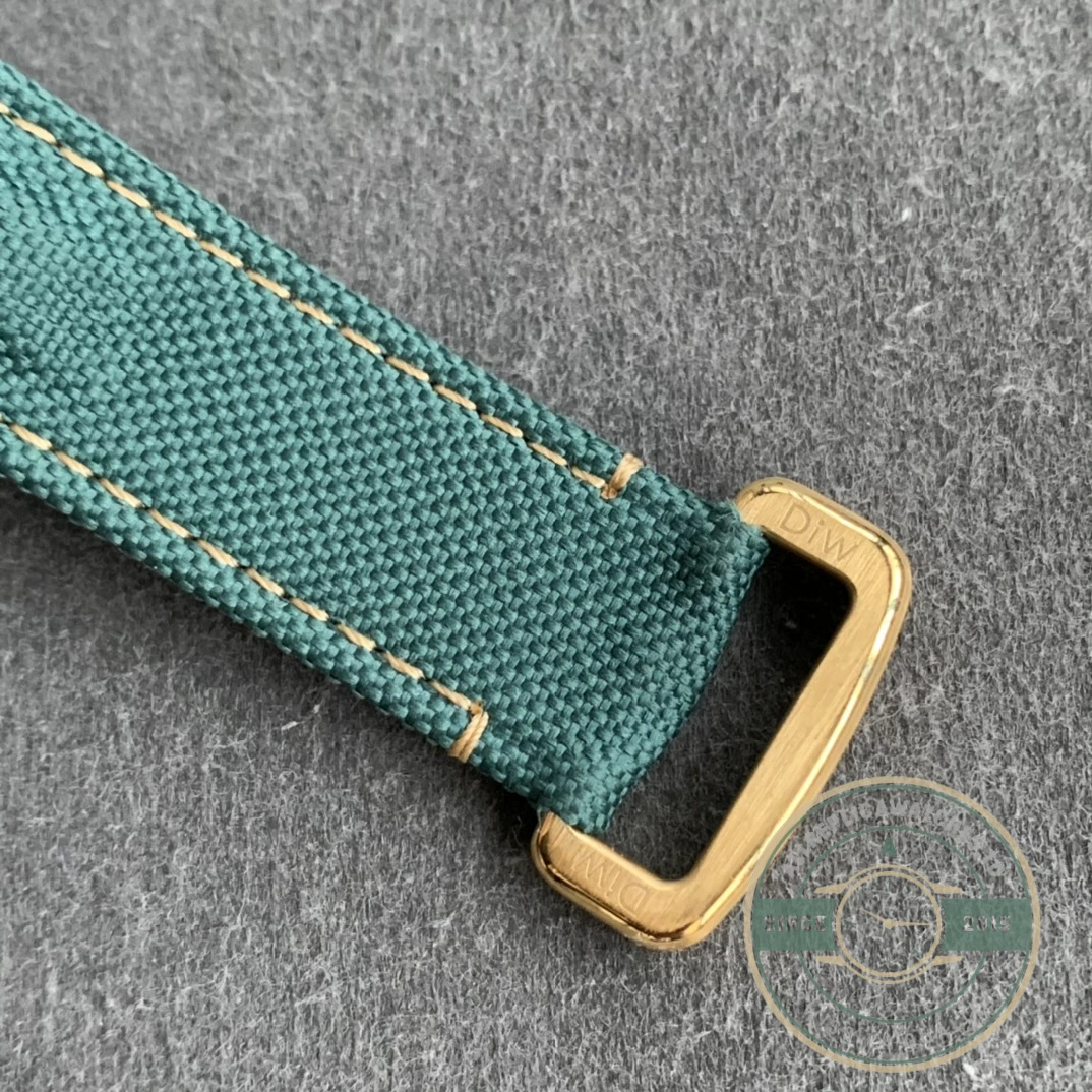 Super Clone Rolex GMT-MASTER II-Carbon Fiber-Yellow Grey - Image 6