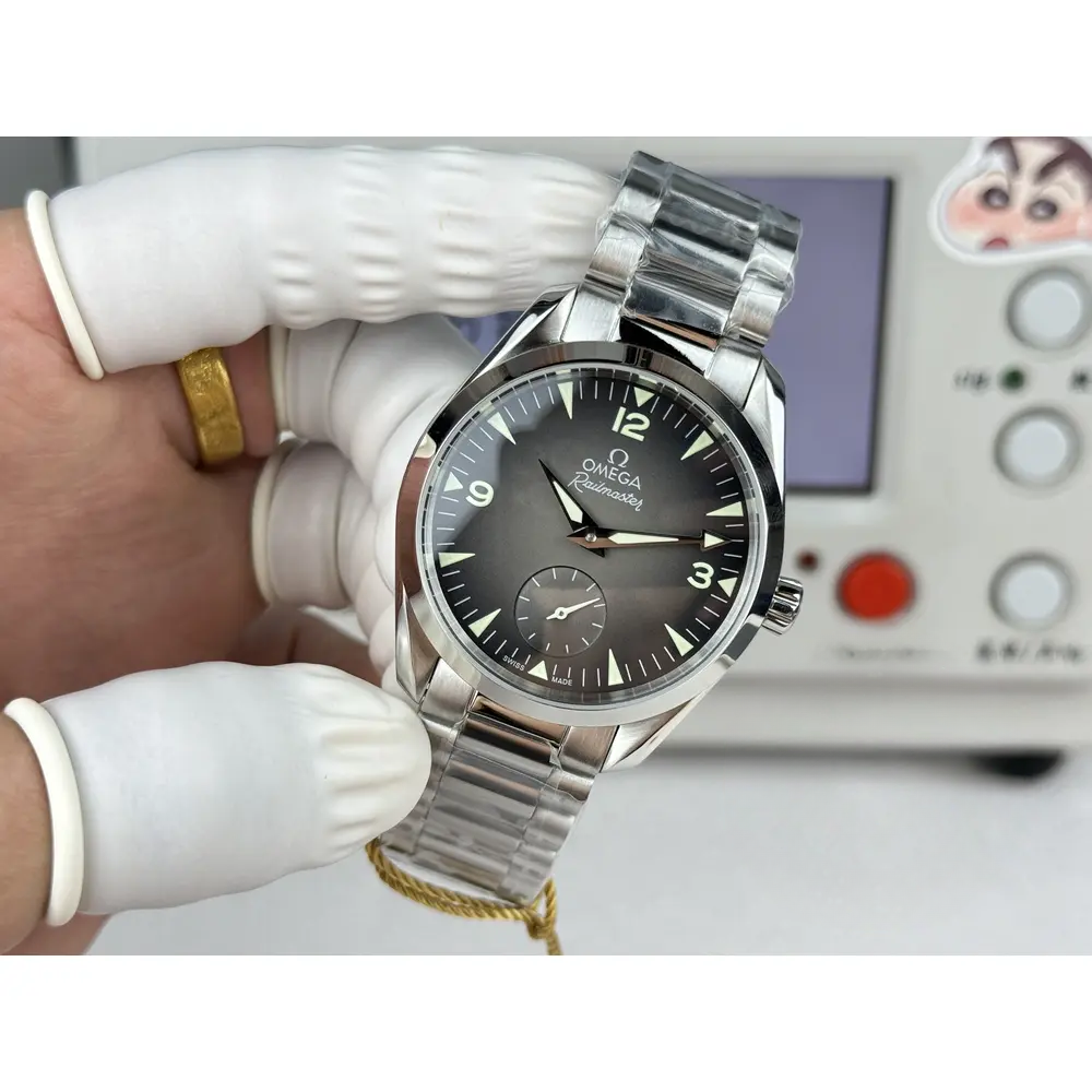 Replica Seamaster Railmaster 38mm 235.12.38.20.13.001 Grey Dial - Image 6
