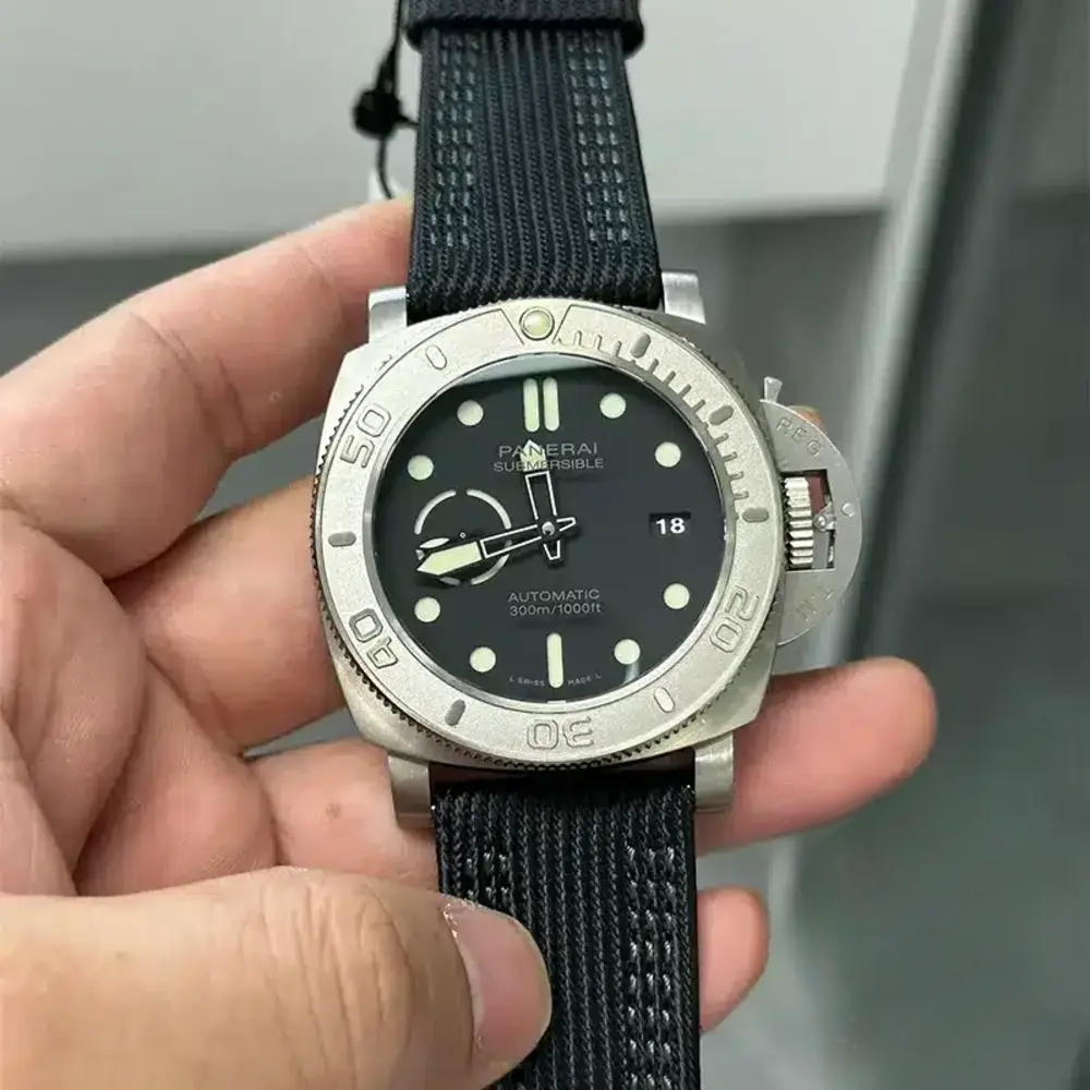 Super Clone Panerai Submersible Titanium Shell PAM 984 - Image 2