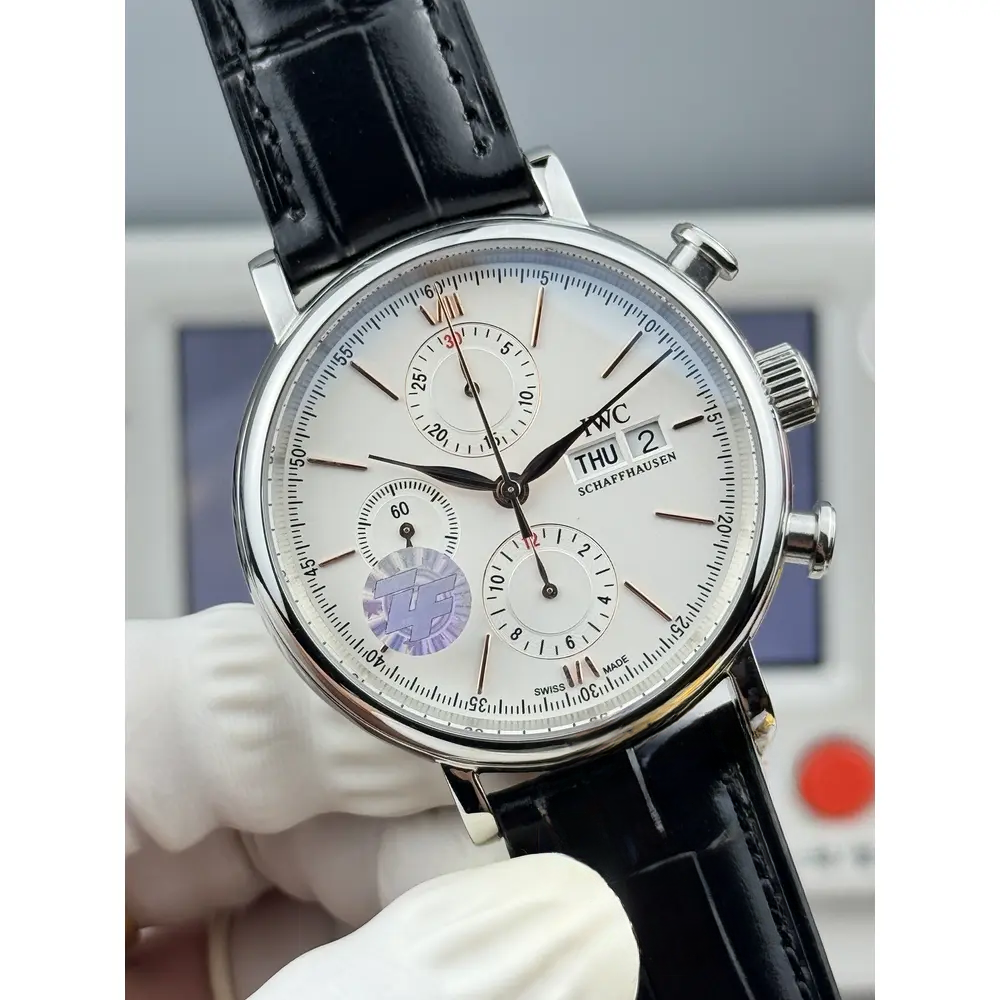Replica IWC Portofino Chronograph Silver Dial 42 IW391001 - Image 6