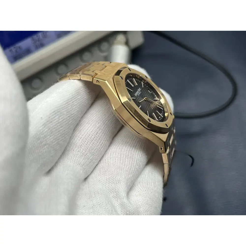 Replica Audemars Piguet Royal Oak Jumbo Extra-Thin 16202.OR - Image 4