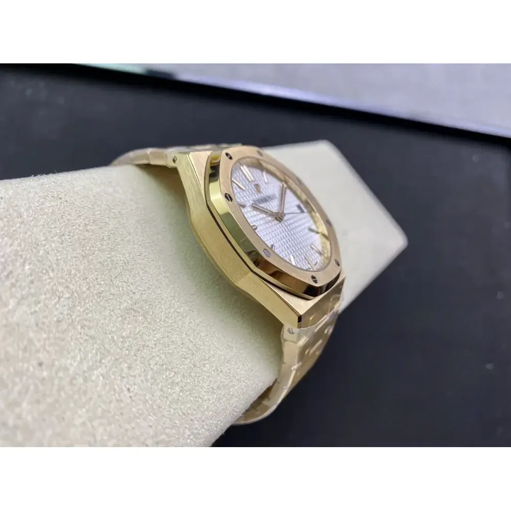 Replica Audemars Piguet Royal Oak White Dial 15500OR - Image 6
