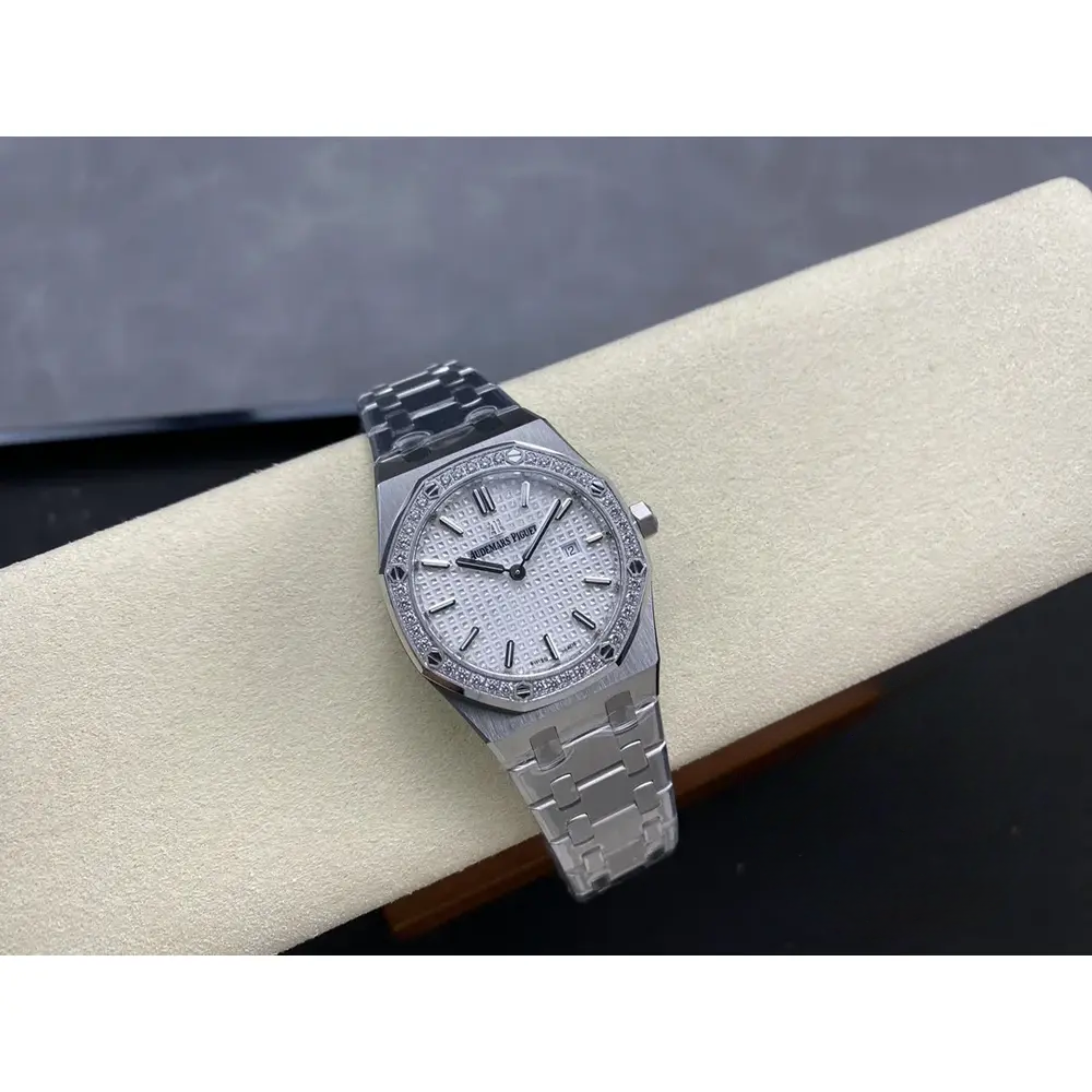 Replica Audemars Piguet Royal Oak Series 67651ST.ZZ.1261ST.01 33mm - Image 6