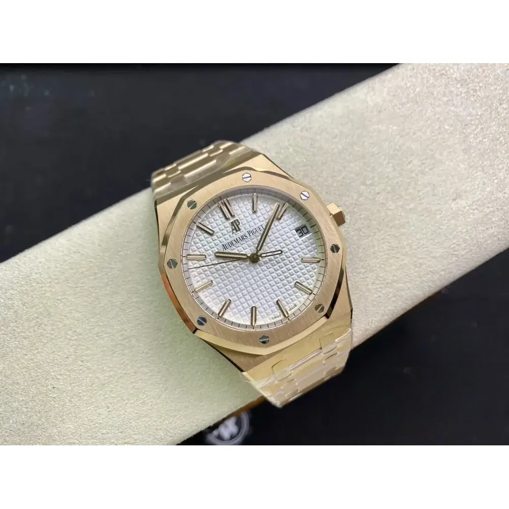 Replica Audemars Piguet Royal Oak White Dial 15500OR - Image 7