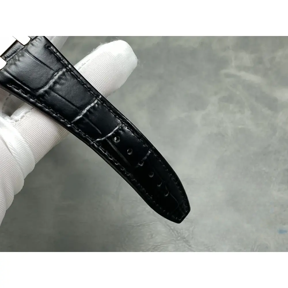 Replica Audemars Piguet Royal Oak Leather Strap 15500OR - Image 5