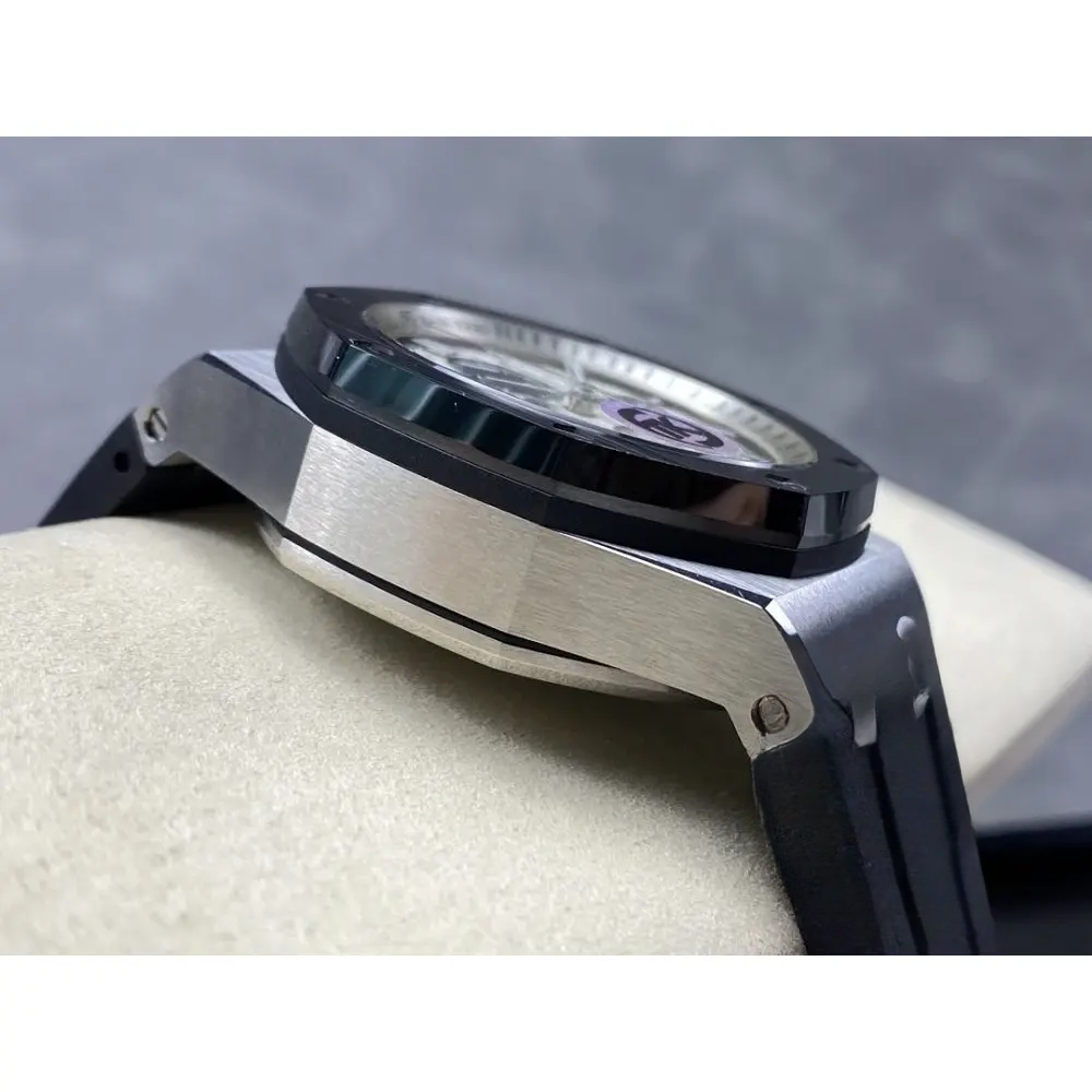Replica Audemars Piguet Royal Oak Offshore White Black Dial 44mm 26400SO.OO.A002CA.01 - Image 5